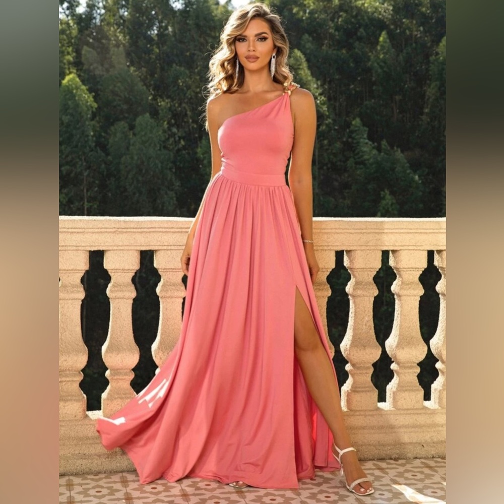 Coral Bridesmaids dress. Absolutely beautiful on all body types and ages!